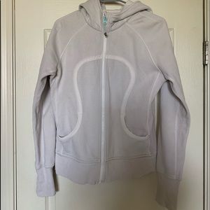 Lululemon sweatshirt